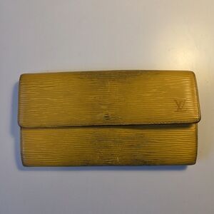 Louis Vuitton Yellow Epi Leather Fold-Over Wallet Clutch